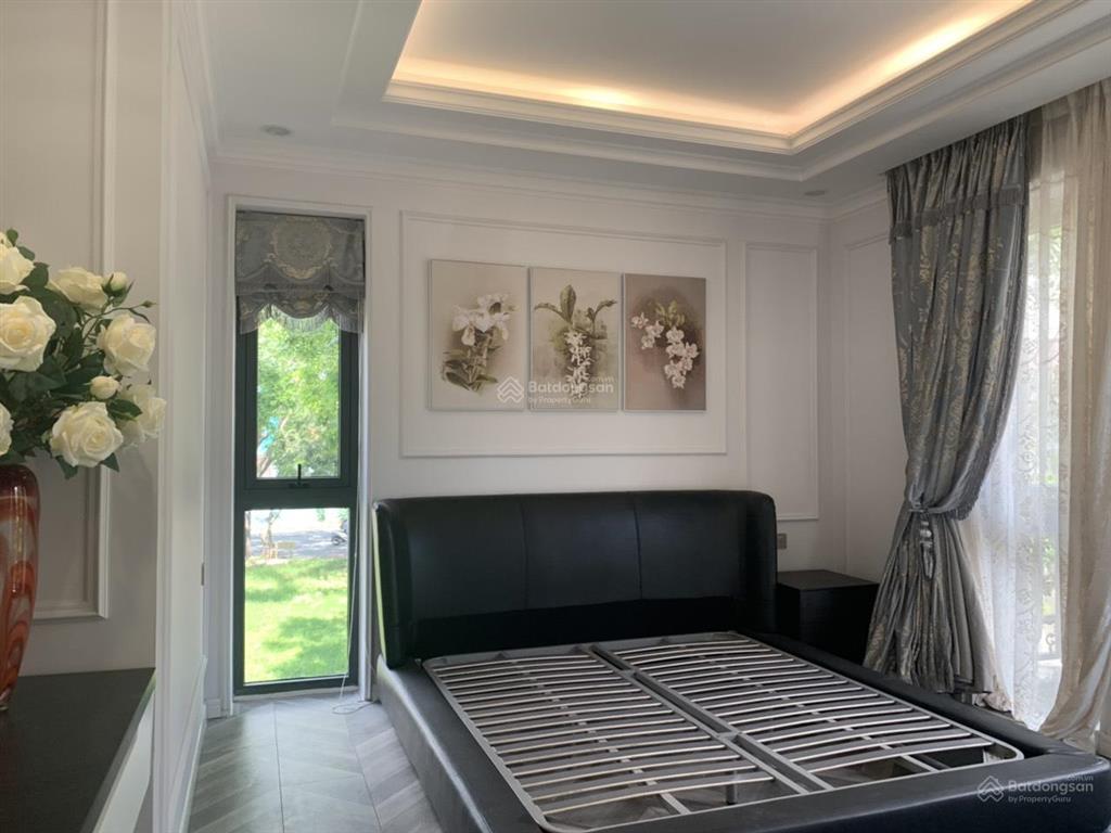 Cho thuê villa nam thông, phú mỹ hưng, 130 triệu/tháng 0938 602 *** nhân
