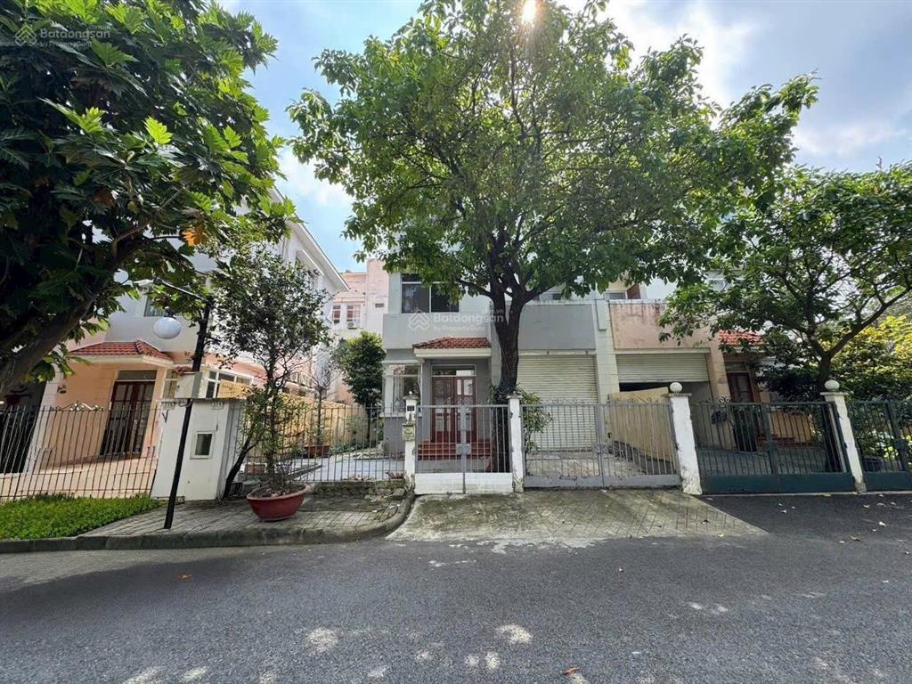 Biệt thự song lập mỹ kim, phú mỹ hưng, q7, giá tốt 70 tỷ  0938 602 *** nhân