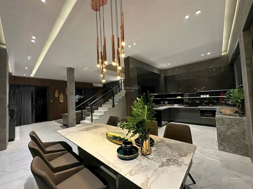 Biệt thự hưng thái, pmh, 7x18m, bán giá 33 tỷ 0938 602 *** nhân