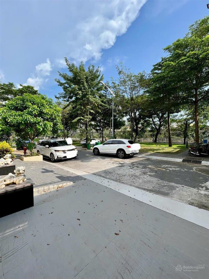 Biệt thự cityland quận 7. dt 15x25m, bán 85 tỷ xem nhà 0938 602 *** e. nhân