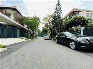 Biệt thự song lập mỹ quang, pmh, 10.5x22m, giá 80 tỷ 0938 602 *** nhân