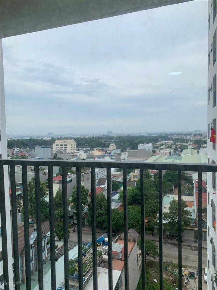 Bán căn hộ 53m2 view landmark nội thất cơ bản tầng cao