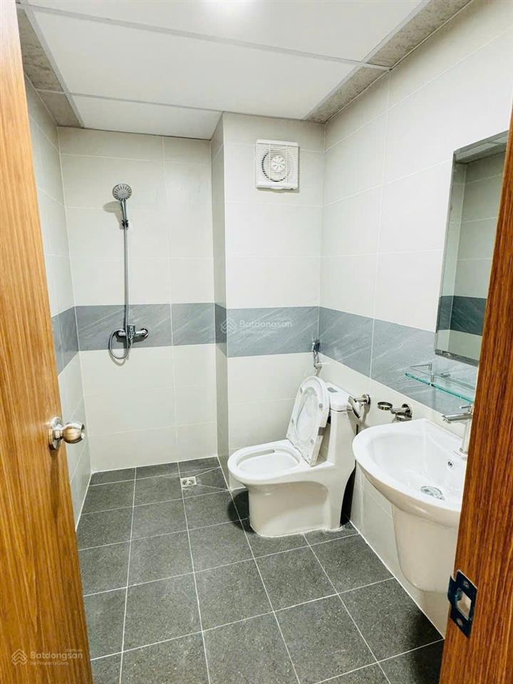 Chính chủ cần bán căn hộ 53m2 full nội thất đã có sổ hồng
