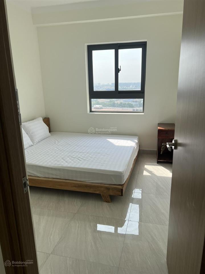 Cho thuê căn 3 phòng ngủ full nội thất nhà mới 100% dọn vào ở ngay chung cư stown tham lương