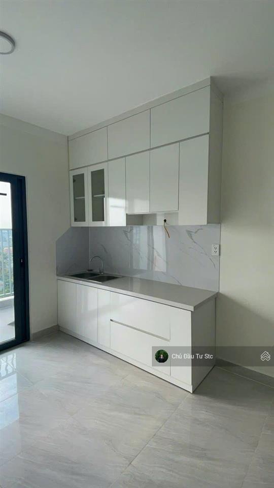 Chính chủ cần bán căn góc 61m2 nhà có nội thất. hỗ trợ vay, sổ hồng sẵn