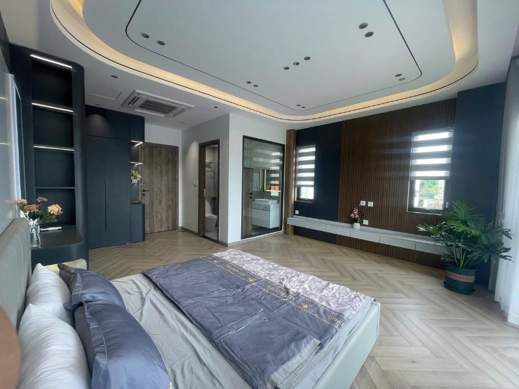 NHÀ PHÂN LÔ- VỊ TRÍ ĐẸP- LÔ GÓC- Ô TÔ ĐỖ CỬA- Ở SƯỚNG- PHỐ TRUNG KÍNH- 60M x 5TẦNG. 