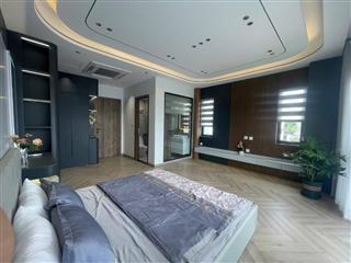 NHÀ PHÂN LÔ- VỊ TRÍ ĐẸP- LÔ GÓC- Ô TÔ ĐỖ CỬA- Ở SƯỚNG- PHỐ TRUNG KÍNH- 60M x 5TẦNG. 