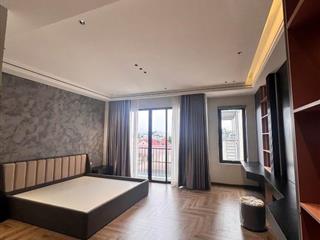 NGUYỄN CHÁNH- NHÀ ĐẸP Ở NGAY- 2 THOÁNG- 30M RA PHỐ- 72M- 7 NGỦ- PHÂN LÔ YÊN TĨNH. 