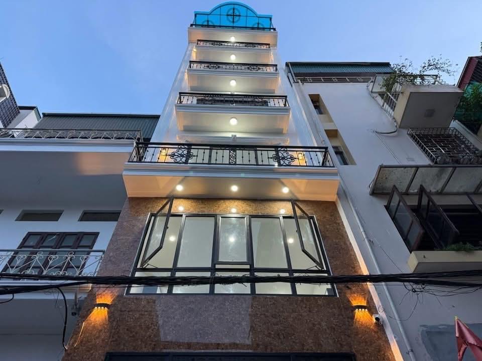 TRẦN DUY HƯNG- 50M- 7 NGỦ THOÁNG SÁNG- THANG MÁY- GẦN PHỐ NHƯNG VẪN YÊN TĨNH. 