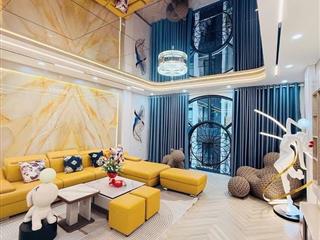 20 TỶ-MẠC THÁI TỔ- ĐỦ RỘNG CHO GIA ĐÌNH- 5 NGỦ THOÁNG SÁNG- GẦN PHỐ VẪN YÊN TĨNH. 
