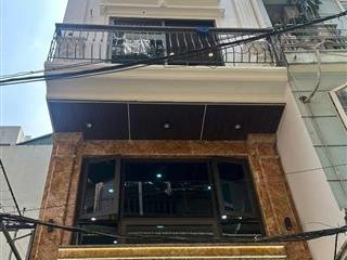 TRUNG KÍNH- LÔ GÓC- MT 9M- 40M RA PHỐ- NGÕ THÔNG- Ở THOẢI MÁI, KINH DOANH LINH HOẠT. 
