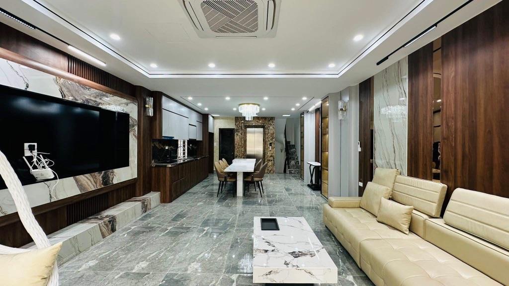 MẠC THÁI TỔ- 83M- MT 5M- THANG MÁY-NGÕ THÔNG- VỈA HÈ- Ô TÔ TRÁNH- Ở KẾT HỢP VĂN PHÒNG. 