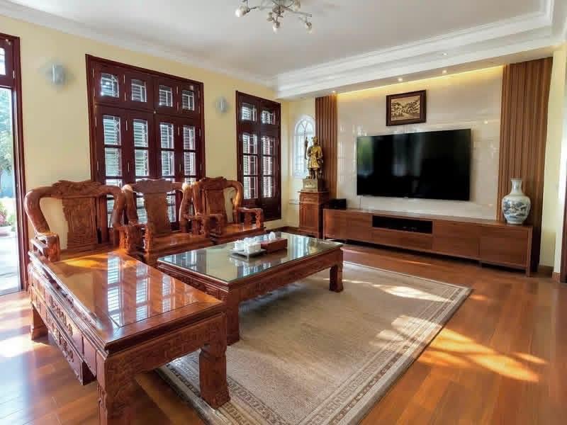 TRẦN DUY HƯNG- 12 TỶ- 47M- 7 NGỦ- 30M RA PHỐ- GẦN HỒ, THOÁNG MÁT- NHÀ CHO GIA ĐÌNH. 