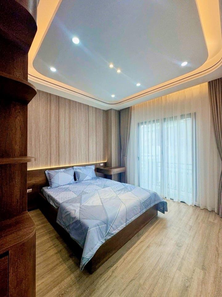 NGUYỄN THỊ ĐỊNH- DT 70M- 7 NGỦ THOÁNG SÁNG- 50M RA PHỐ- KHÔNG GIAN ĐẸP CHO GIA ĐÌNH. 