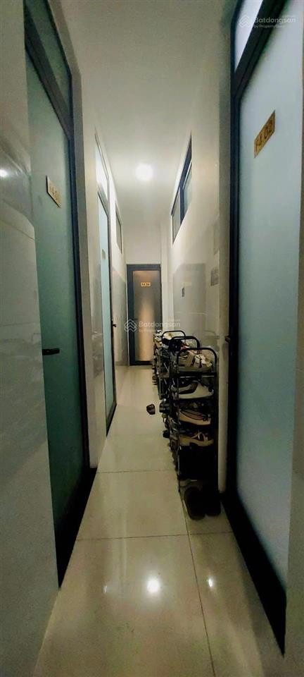 Bán nhà mặt tiền gần vincom thủ đức  193m2 (7.3 x 22)  5tầng  thu nhập 130triệu/tháng