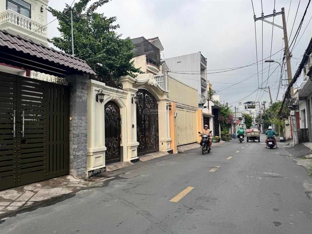 Bán nhà mặt tiền gần vincom thủ đức  193m2 (7.3 x 22)  5tầng  thu nhập 130triệu/tháng