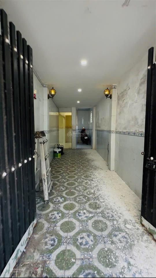 Bán nhà kha vạn cân  chợ thủ đức  40m2  3tầng  4pnhẻm thông  sổ hồng riêngkhông quy hoạch