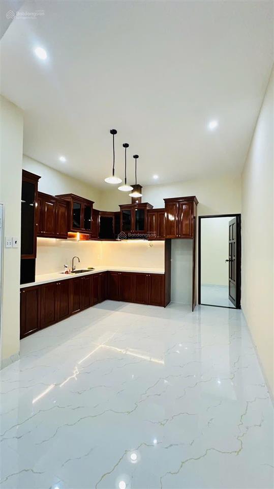 Bán nhà gần phạm văn đồng  linh tây  73m²  2 tầng  đường 5m thông  ô tô ngủ trong nhà
