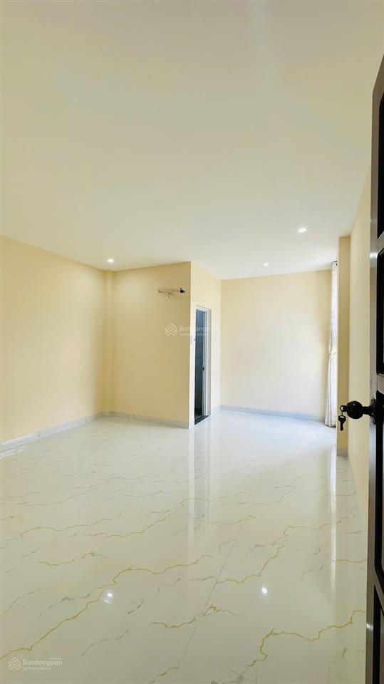 Bán nhà gần phạm văn đồng  linh tây  73m²  2 tầng  đường 5m thông  ô tô ngủ trong nhà