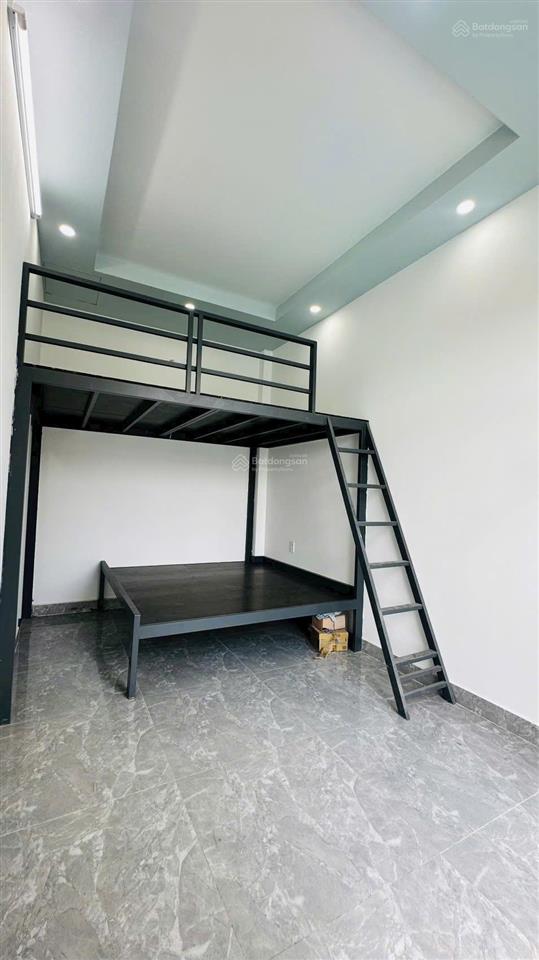 Bán nhà dương văn cam  chợ thủ đức  50m2  3 tầng  4pn  cho thuê 12 triệu/tháng