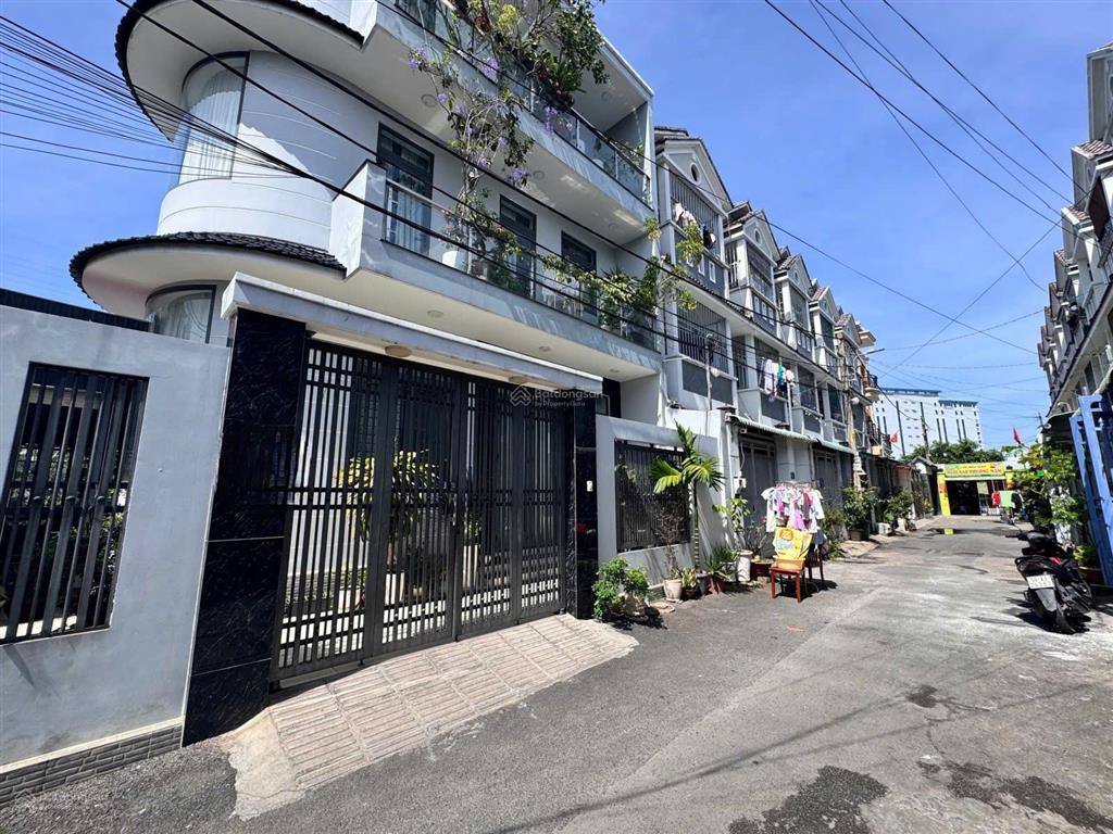 Bán nhà gần vincom lê văn việt  quận 9  56m2  3 tầng  4pn  hẻm xe hơi 7 chỗ