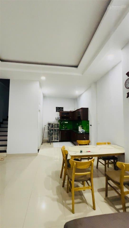 Bán nhà gần vincom lê văn việt  quận 9  56m2  3 tầng  4pn  hẻm xe hơi 7 chỗ