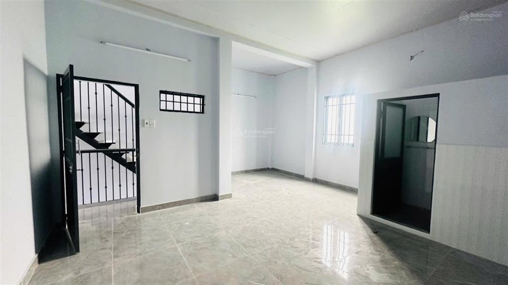 Cho thuê 40 triệu/tháng  chdv chợ tam hà  thủ đức  94m2 (6 x 16)  3 tầng  hẻm xe hơi