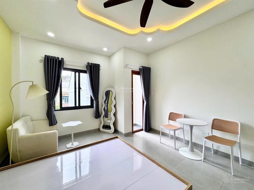 Cho thuê 70 triệu/tháng  nhà mặt tiền chợ tam hà  thủ đức  72.9m2  5 tầng  có thang máy