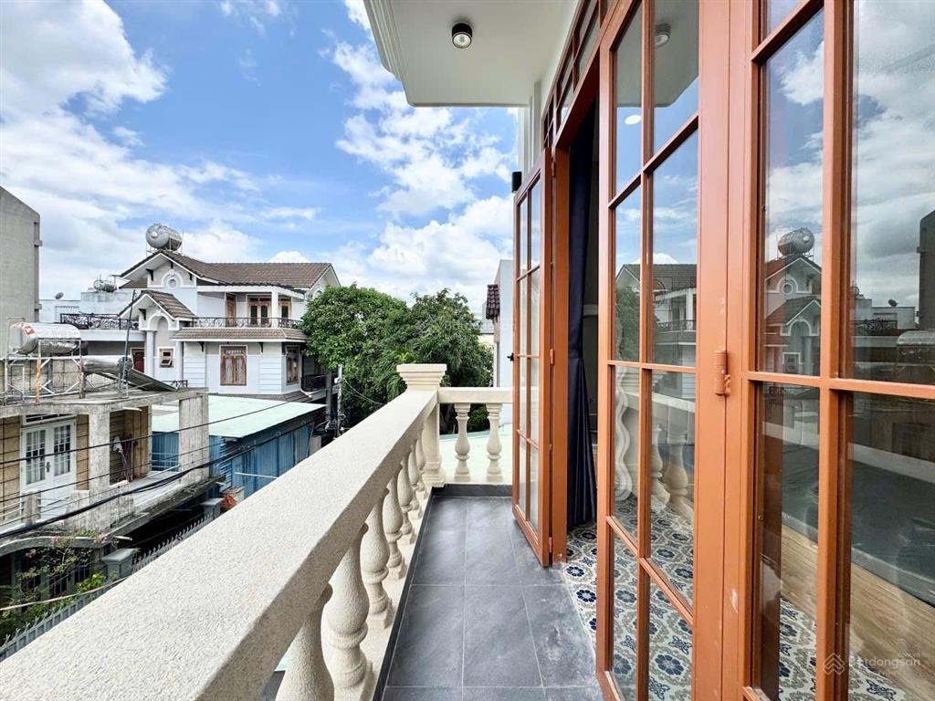 Cho thuê 70 triệu/tháng  nhà mặt tiền chợ tam hà  thủ đức  72.9m2  5 tầng  có thang máy