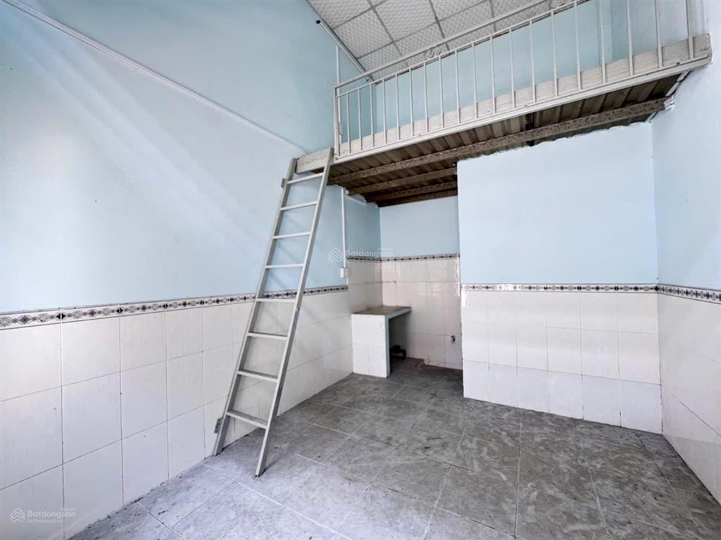 Bán nhà sát phạm văn đồng  thủ đức  95m2  ngang 7m  full thổ cư  hẻm ôtô 7 chỗ  xây cao tầng
