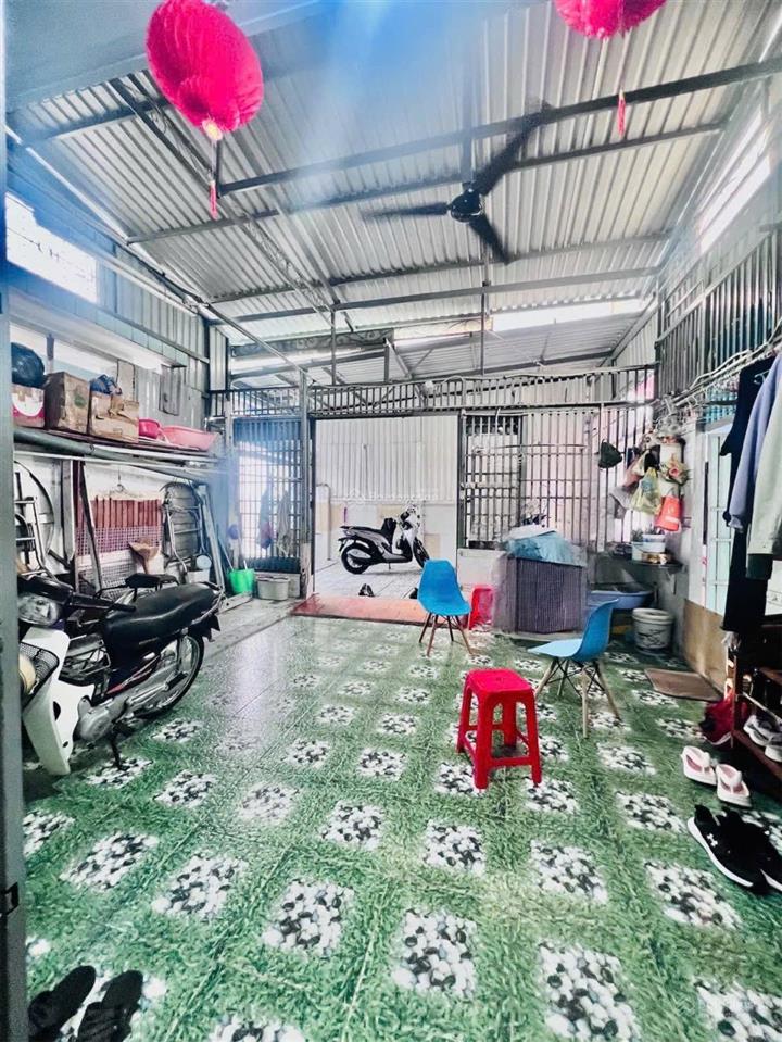 Bán nhà gần hoàng diệu 2  thủ đức  107m2  ngang 5.7m  full thổ cư  ô tô ngủ trong nhà