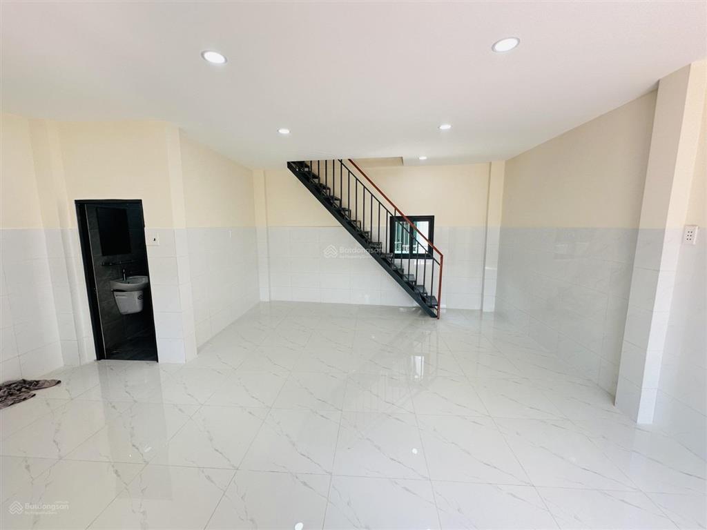 Bán nhà mới linh xuân  thủ đức  39m2  full thổ cư  2 tầng  2 pn  sổ hồng riêng