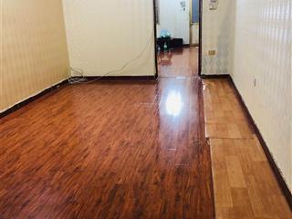Cho thuê căn hộ tập thể tầng 2 ở phố 8/3