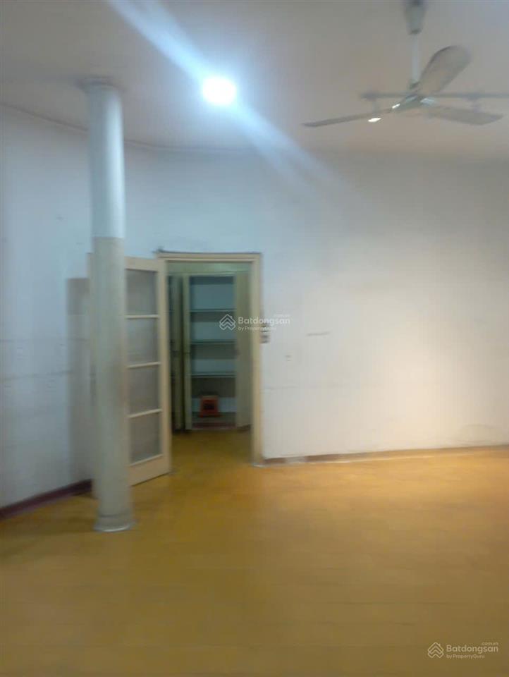 Cần bán gấp nhà mặt tiền bến chương dương quận 1 để đi định cư nước ngoài