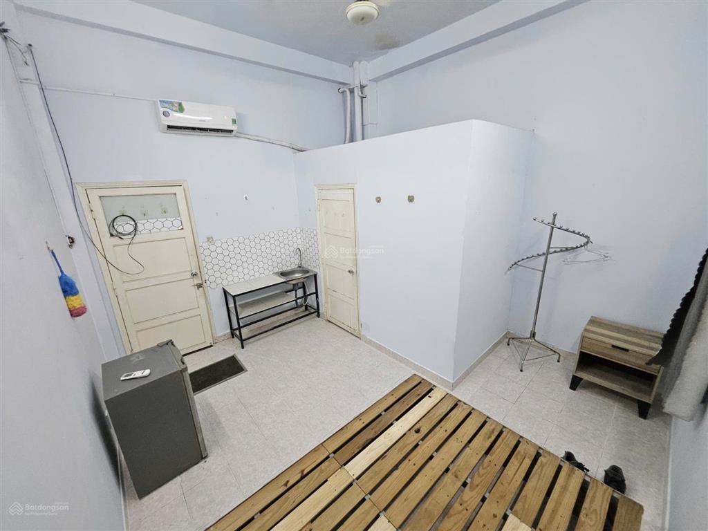 Nhà trọ cho thuê tại sư vạn hạnh, 4 triệu, 20m2, hàng hot