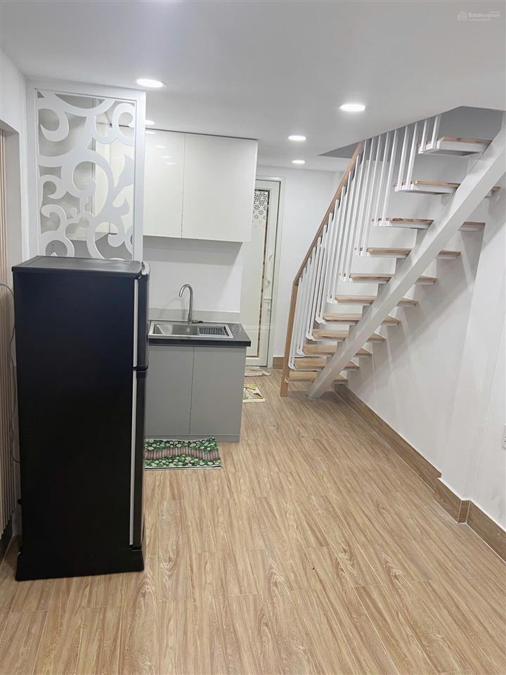 Bán nhà mới nhỏ xinh hẻm 391 trần hưng đạo, quận 1