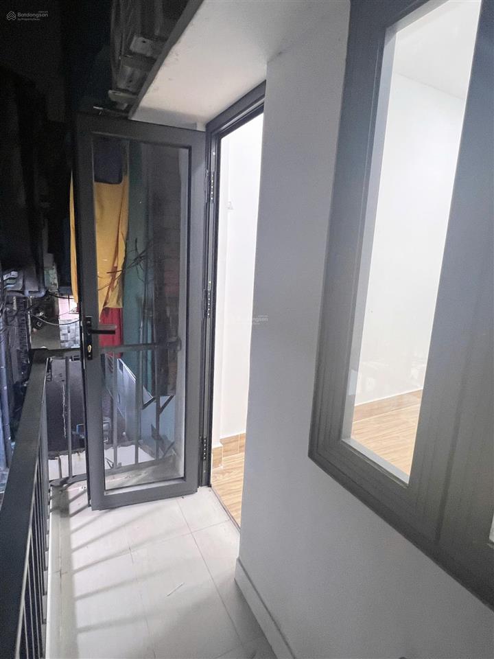 Bán nhà mới nhỏ xinh hẻm 391 trần hưng đạo, quận 1