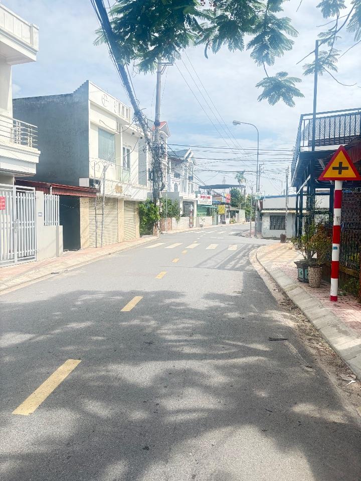 Chính chủ gửi bán lô đất mặt đường Cát Linh- Hải An - Hải Phòng 