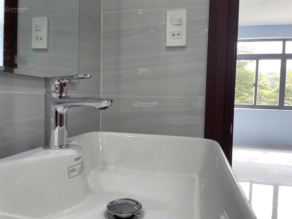 Bán nhà mới xây (5m x 22 ) 4 tầng kdc phú lợi phường 7 quận 8.