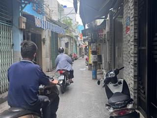 Nhà ngang 10 dài 14 thích hợp xây căn hộ dịch vụ quận 4 đoàn văn bơ