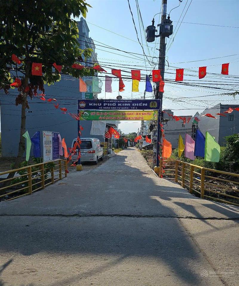 Bán đất 300m2 thổ cư (10 x 32) nở hậu thị trấn cần giuộc. khu tập đoàn 4