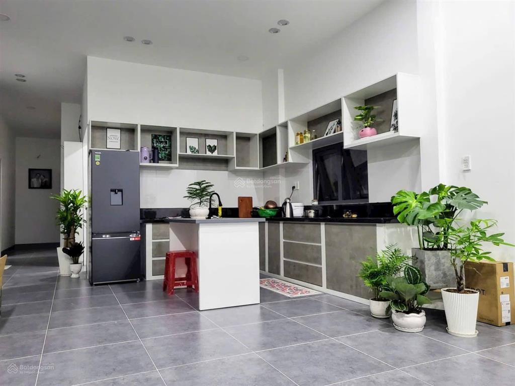Bán biệt thự hẻm ngang khủng 9,2m x 21m phong phú, bình chánh