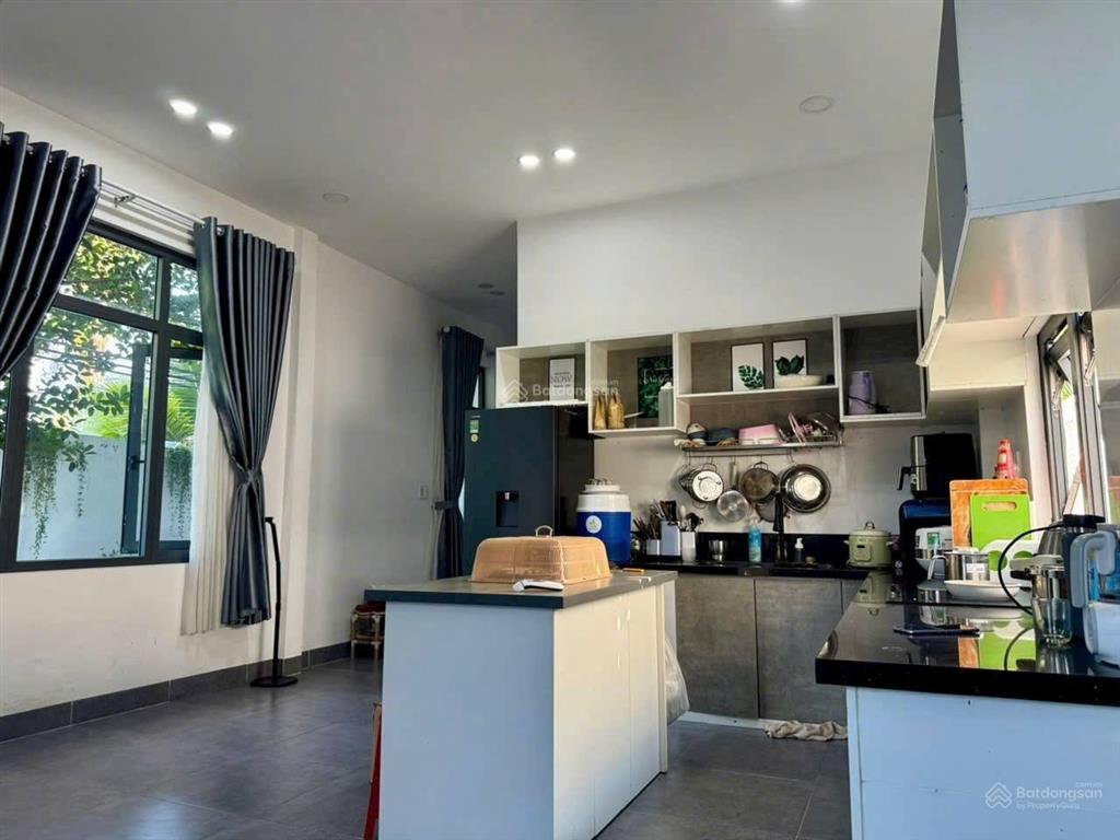 Bán biệt thự hẻm ngang khủng 9,2m x 21m phong phú, bình chánh