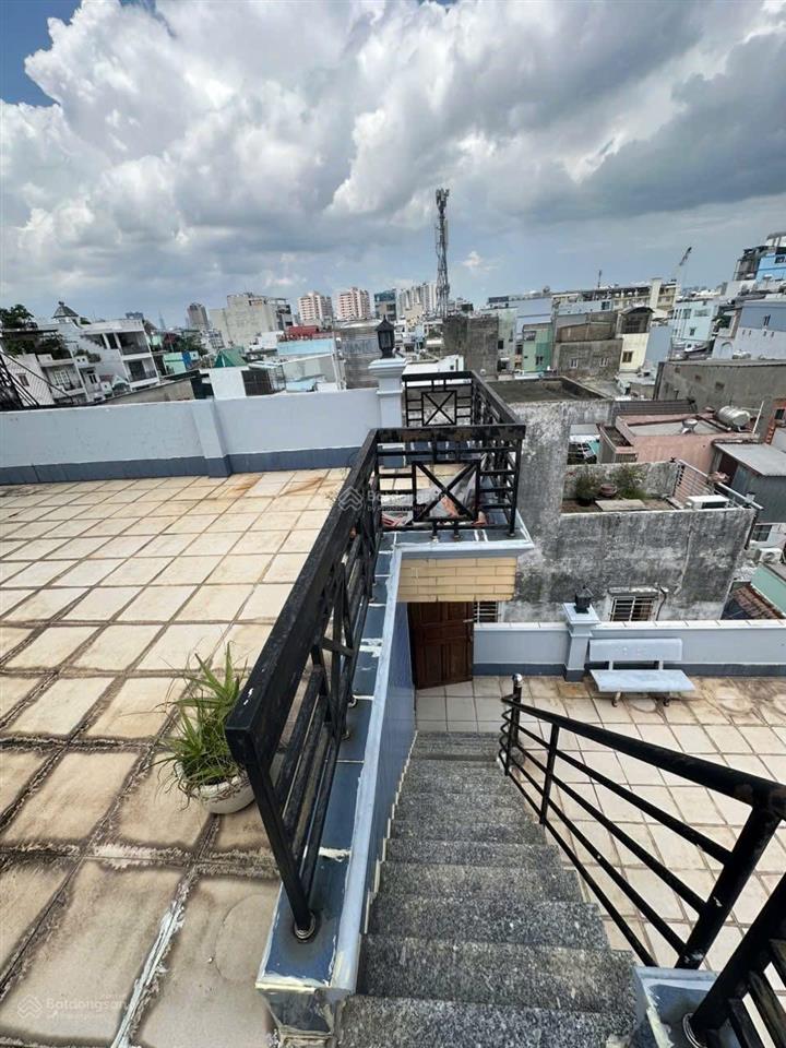 Nhà ngang 5 dài 15,8 5 tầng hưng phú, quận 8