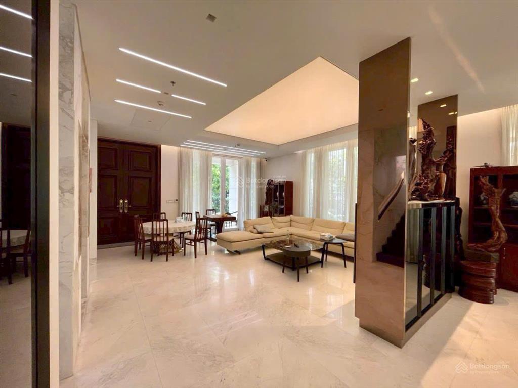 Bán biệt thự saroma, dt 16x20.5m, 4 tầng, full nội thất cao cấp, bán 350 tỷ