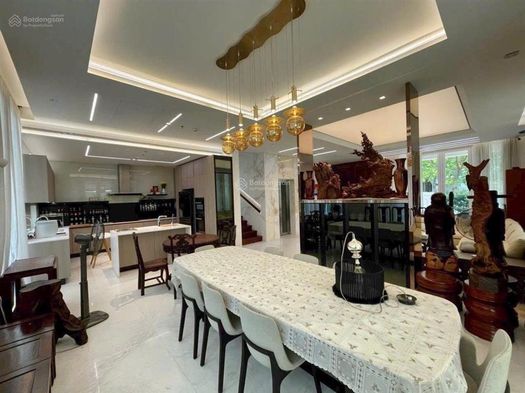 Bán biệt thự saroma, dt 16x20.5m, 4 tầng, full nội thất cao cấp, bán 350 tỷ