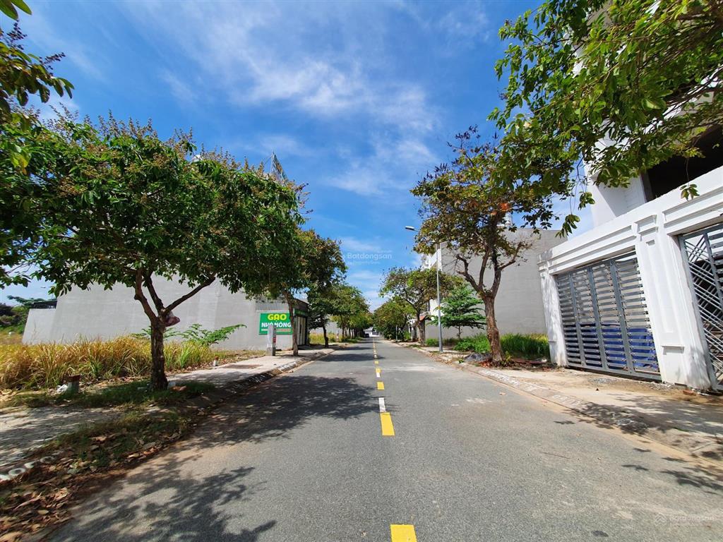 Bán đất biệt thự đường 48cl, 202.5 m²(dài 20 mét), lô góc mặt hông view công viên, sổ đỏ cầm tay