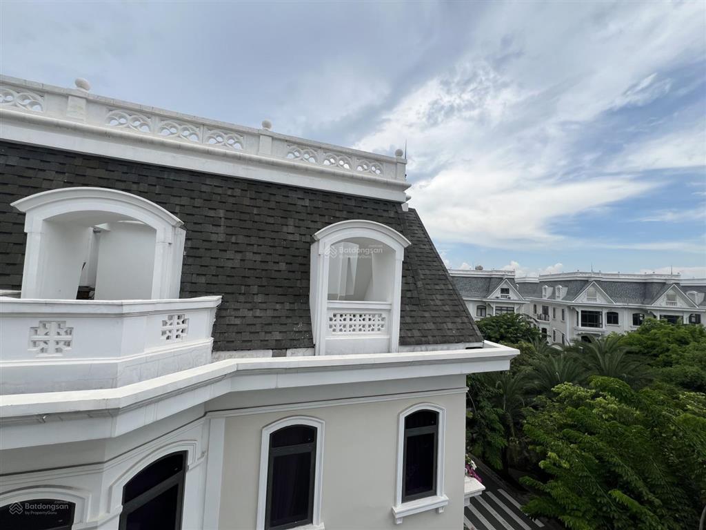 Bán biệt thự đơn lập victoria village, dt 15x20m, 4 tầng, sổ hồng, nhà thô dễ dàng thiết kế