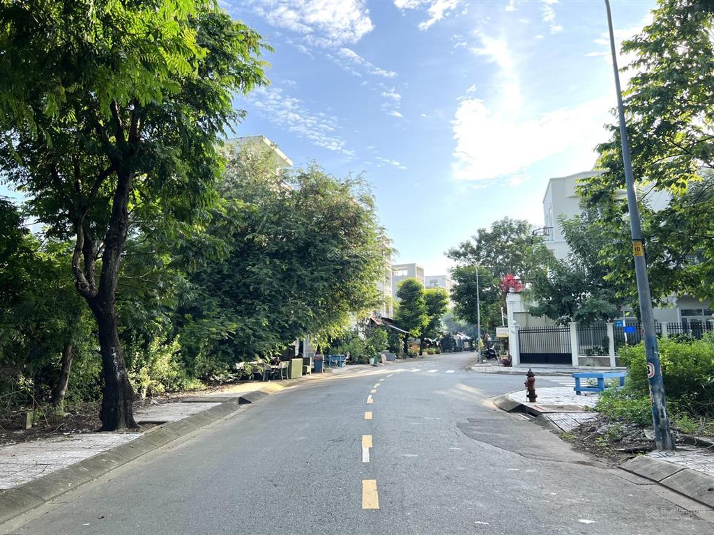 Bán đất sổ đỏ cá nhân 5x21.88m cát lái, đường 12 mét, cách tiểu học mỹ thủy 100 mét