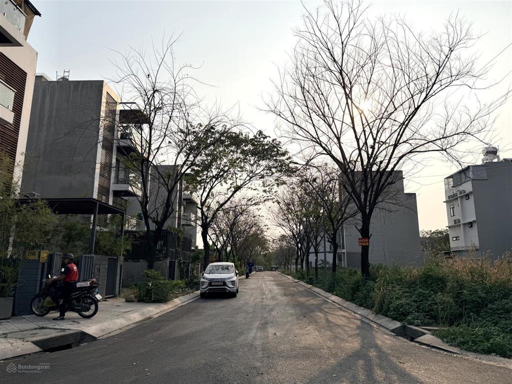 Cần bán đất cát lái đối diện sol villas, dt 7x17m, đường lớn 12 mét, chỉ 62 triệu/m2